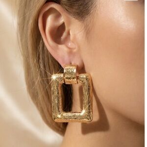 💛Fashion Square Earrings 💛